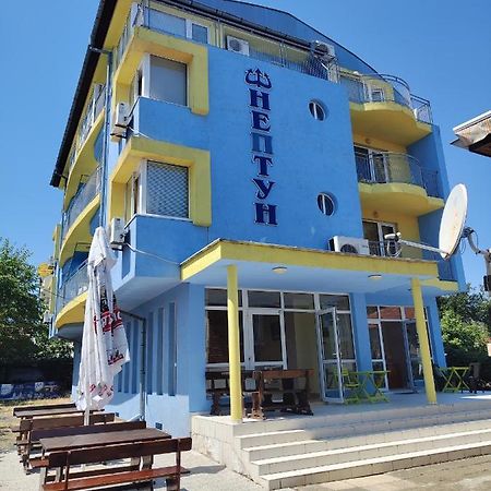 Family Hotel Neptun - Lozenets Exterior foto